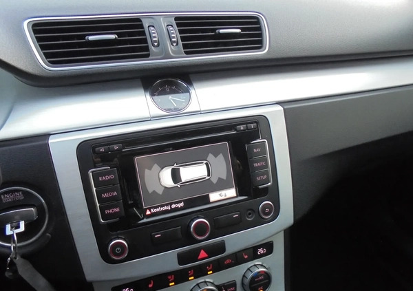 Volkswagen Passat cena 42200 przebieg: 289000, rok produkcji 2014 z Mogilno małe 667